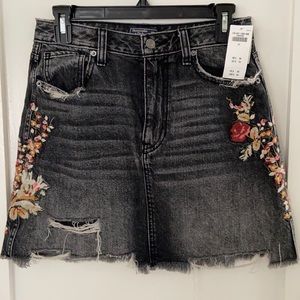 Abercrombie Embroidered denim skirt